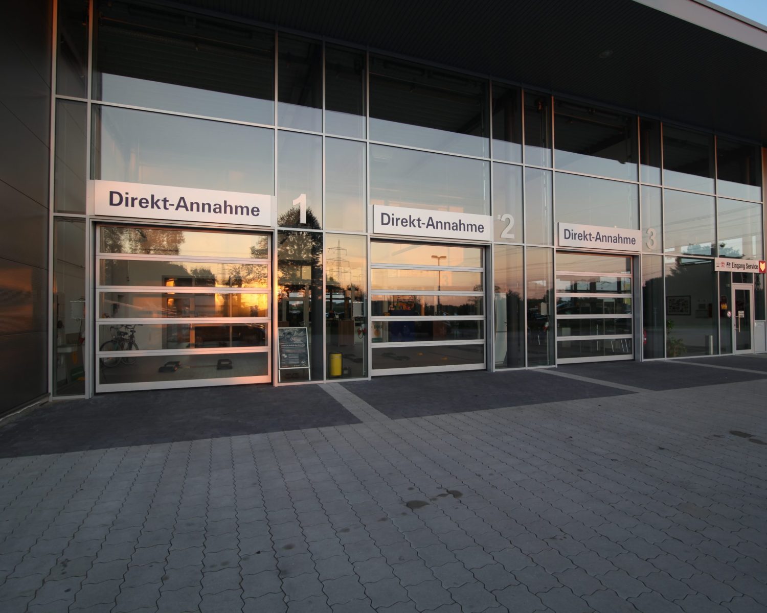 Panorama doors outside